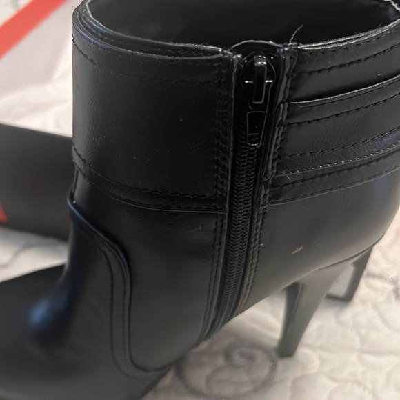 G by Guess 7W black - Picture 9 of 10